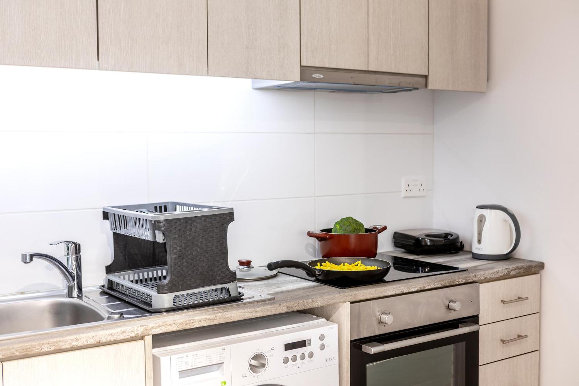 C-Premium Apts 100M From Beach And City Centre Larnaca Exteriér fotografie