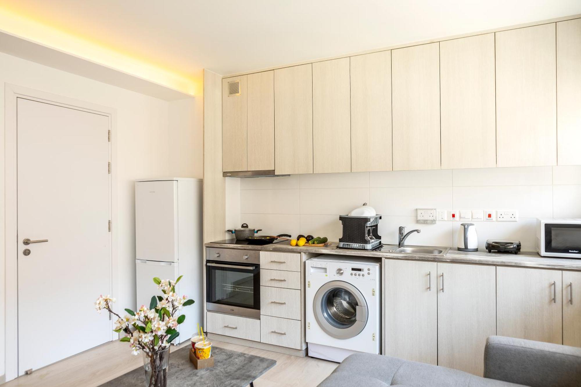 C-Premium Apts 100M From Beach And City Centre Larnaca Exteriér fotografie