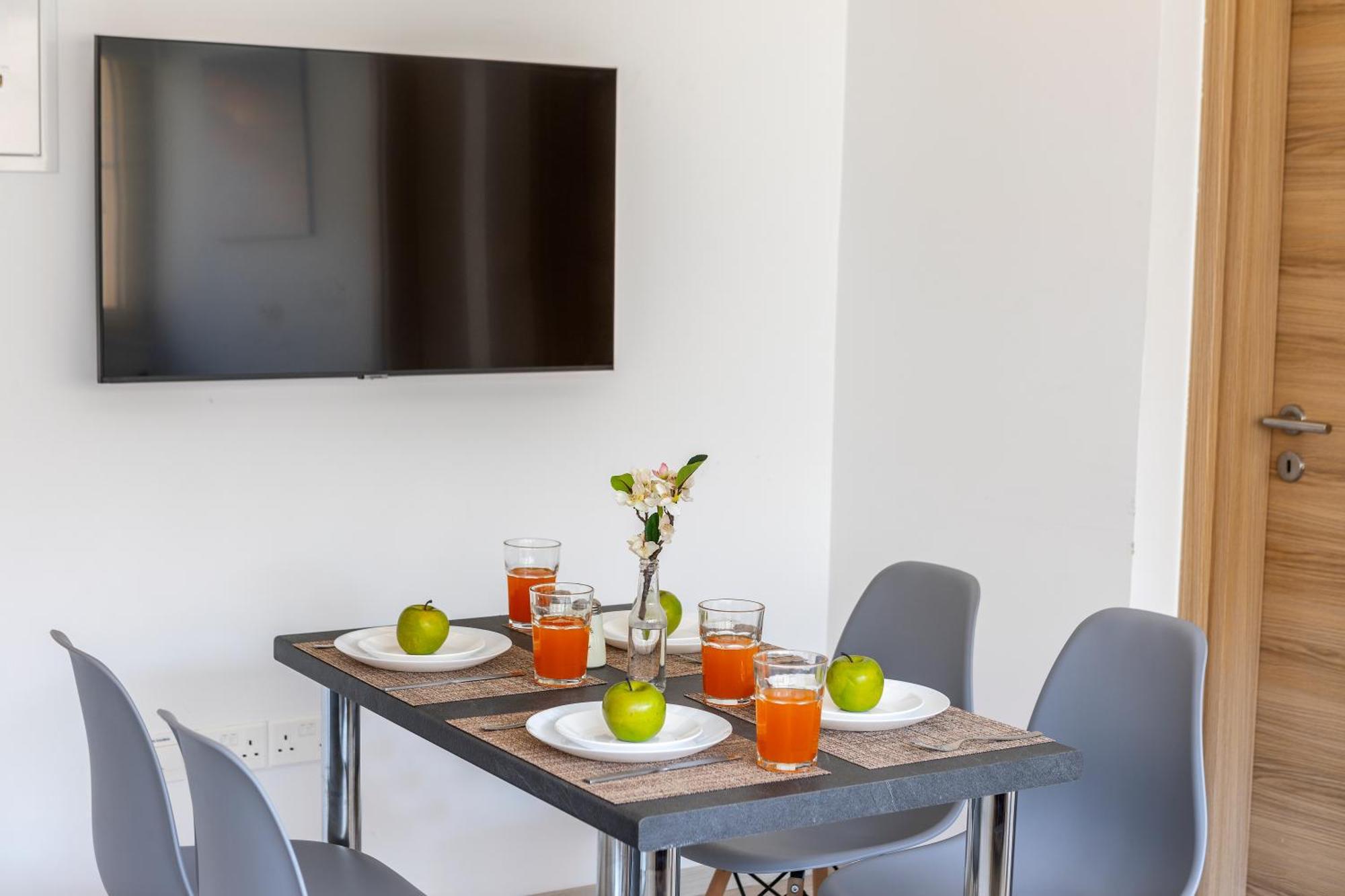 C-Premium Apts 100M From Beach And City Centre Larnaca Exteriér fotografie